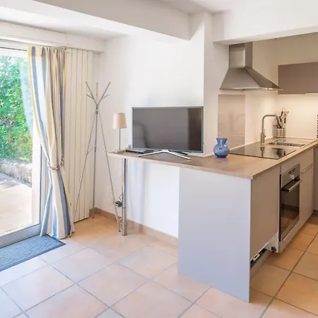 Forest Flat / Terrasse-spa-bbq-10min A Pieds De La Daire